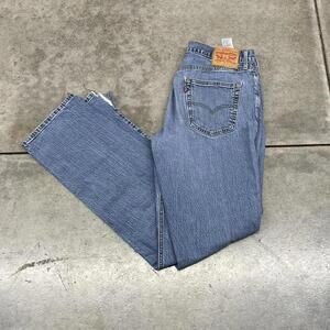 vintage levis straight leg faded blue jeans size 34 x 34